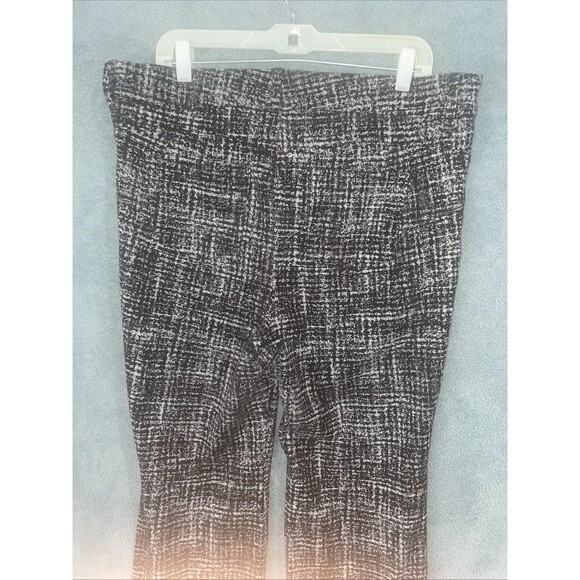 Torrid Pants Women’s 18 Black Bootcut Leg Stretch Pockets Elastic Waist Career - Picture 11 of 11